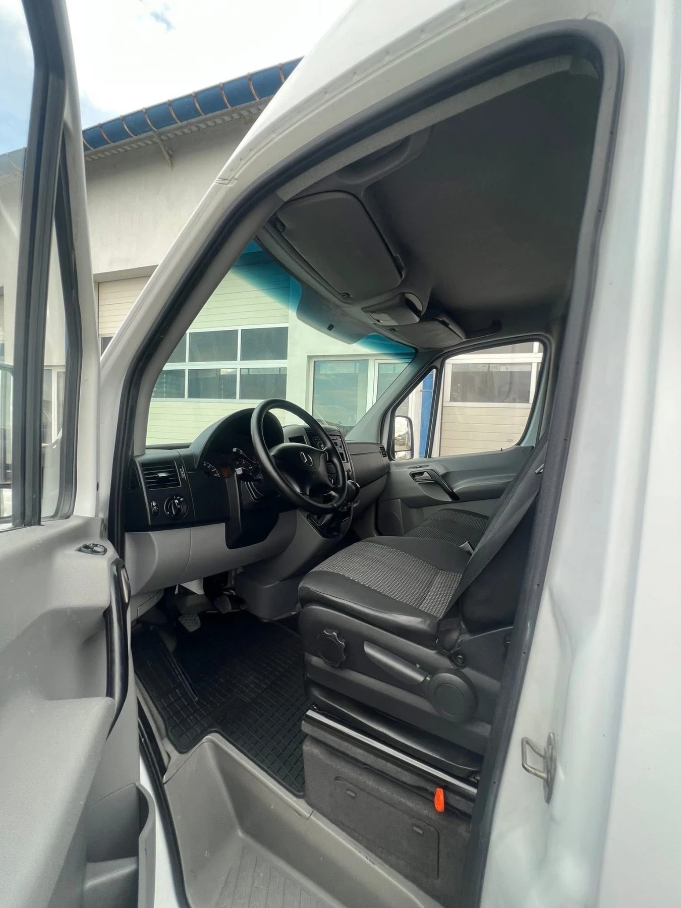 Mercedes-Benz Sprinter 315 XXL Jumbo / Климатроник ОМ646, снимка 15 - Бусове и автобуси - 55231633