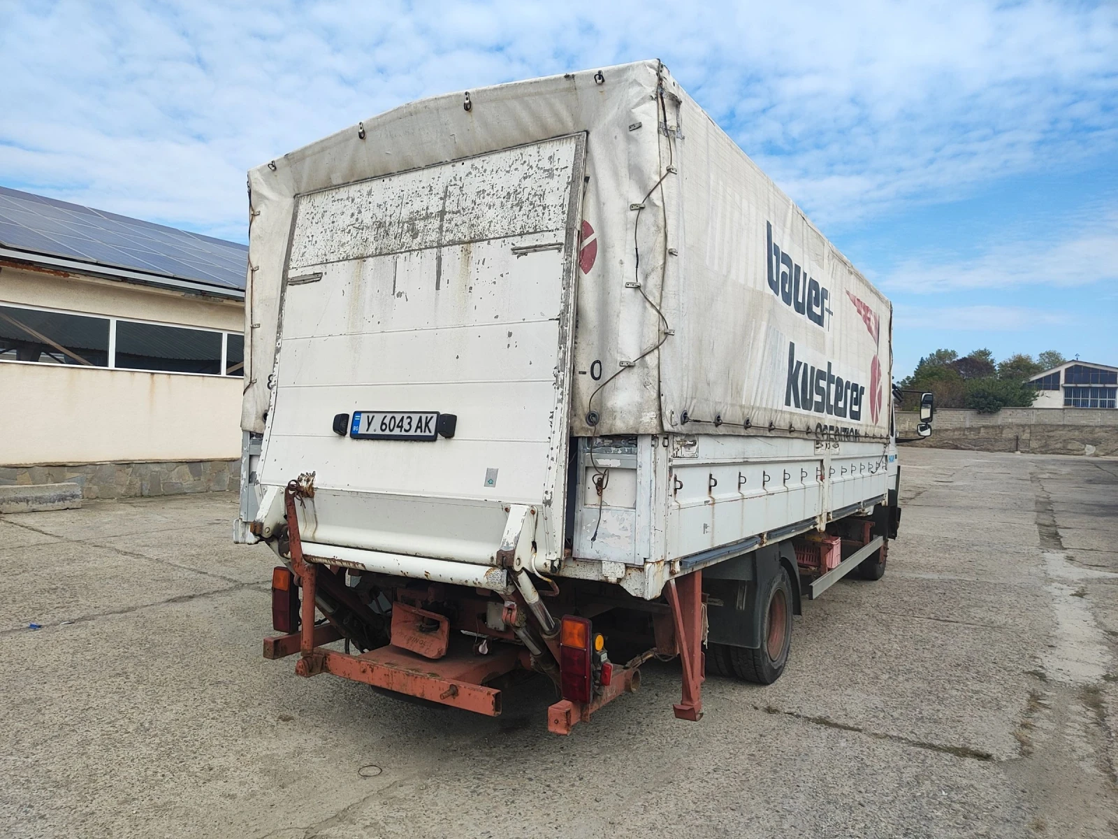 Mercedes-Benz 814 5+ 1 - изображение 3