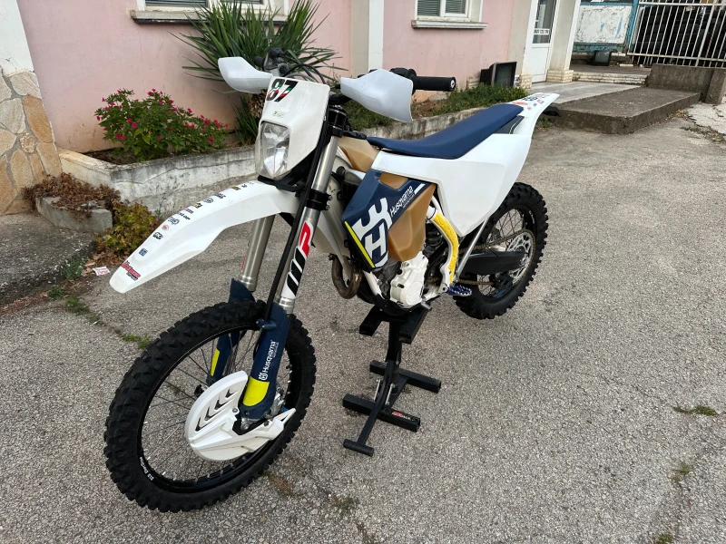 Husqvarna FE FE 250 MAP/Traction, снимка 11 - Мотоциклети и мототехника - 52576919