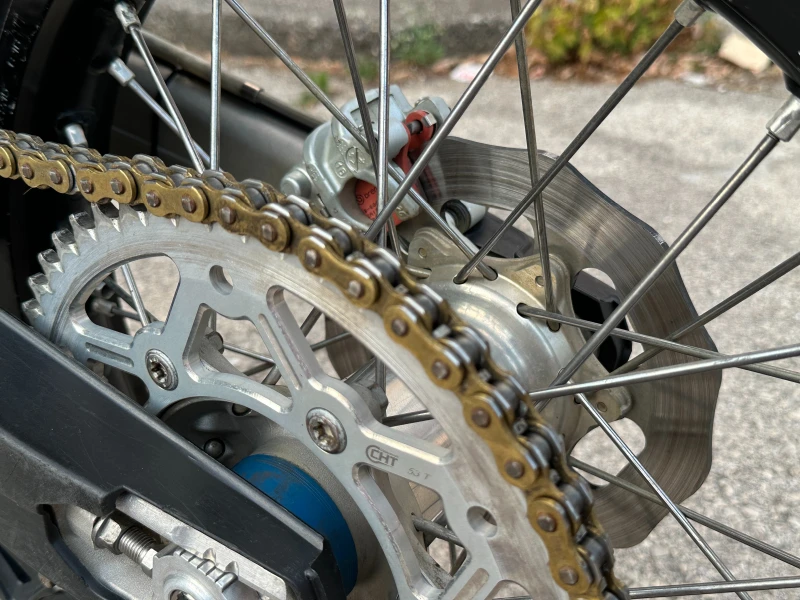 Husqvarna FE FE 250 MAP/Traction, снимка 13 - Мотоциклети и мототехника - 52576919