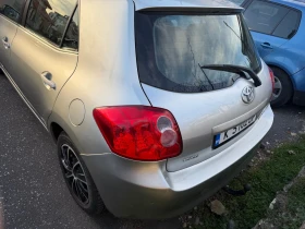 Toyota Auris, снимка 9