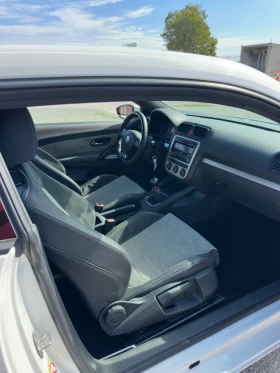 VW Scirocco 2.0 tdi, снимка 2