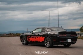 Dodge Challenger SRT Hemi 6.4, снимка 3