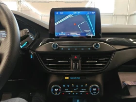 Ford Focus 1.5 EcoBoost ST Line ��������� 150 �.� | Mobile.bg � ����� ������ 10