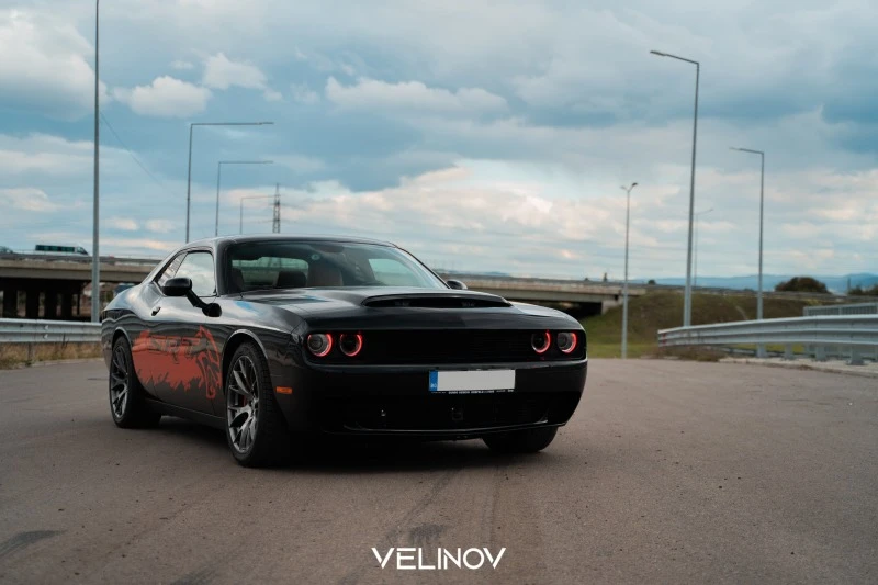 Dodge Challenger SRT Hemi 6.4, снимка 1 - Автомобили и джипове - 49136913