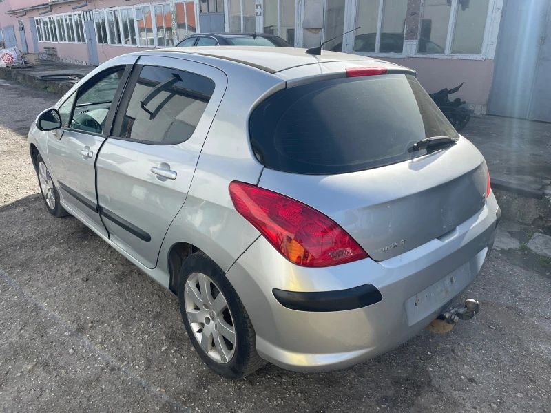 Peugeot 308 1.6HDI 90кс., снимка 4 - Автомобили и джипове - 45018779