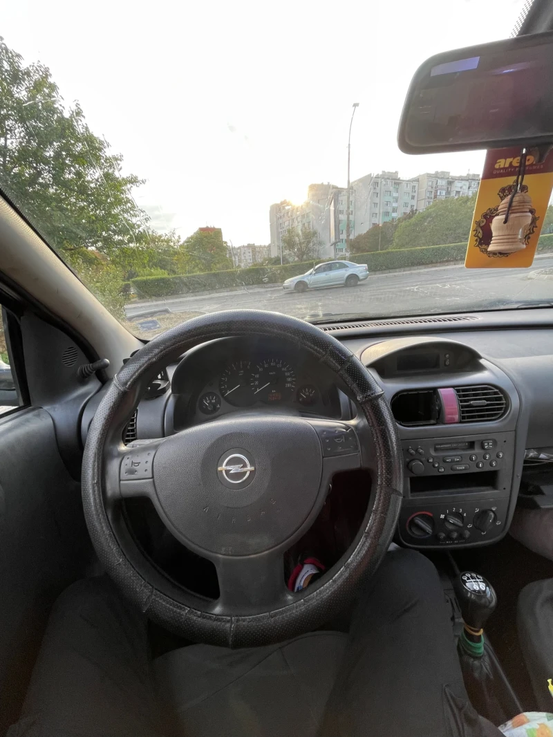 Opel Corsa, снимка 3 - Автомобили и джипове - 47307676