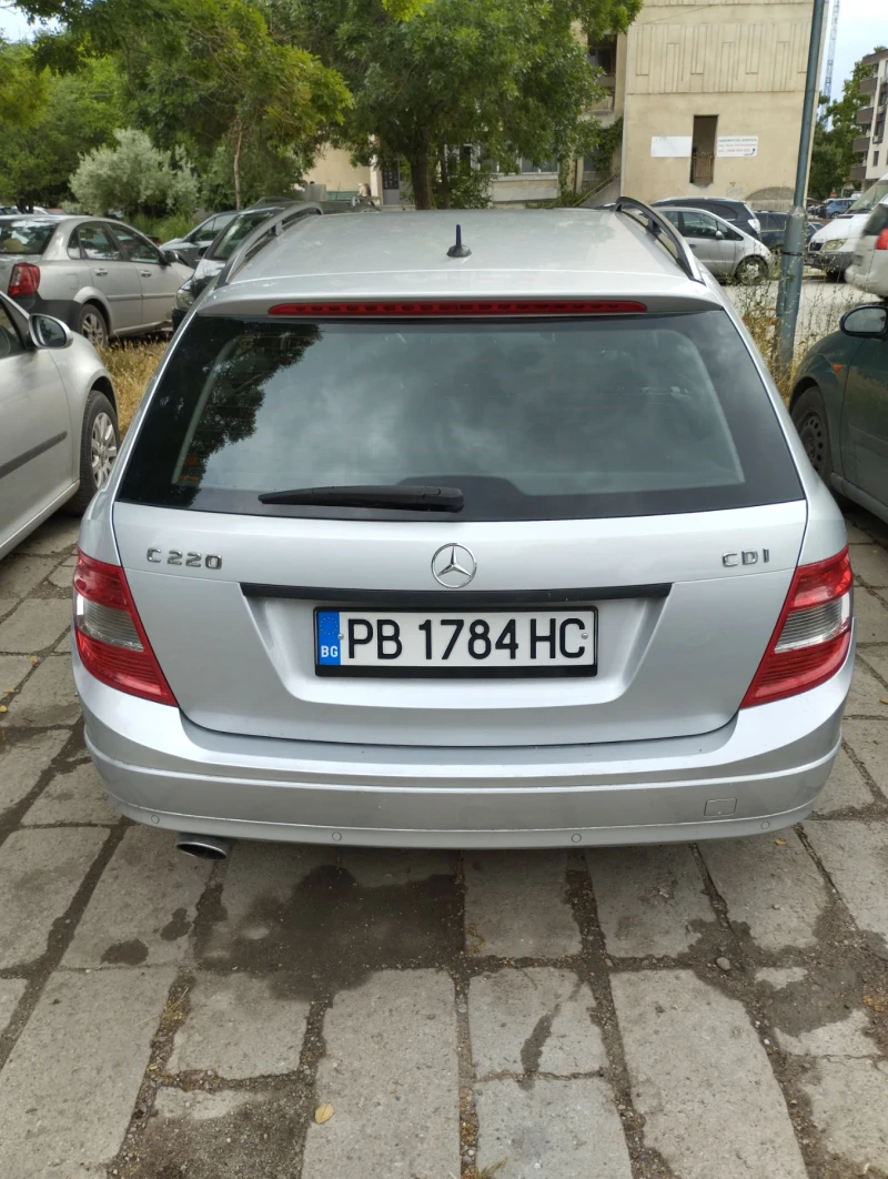 Mercedes-Benz C 220, снимка 8 - Автомобили и джипове - 48038953