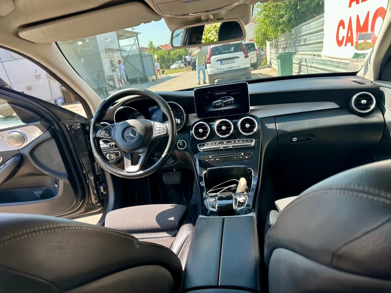 Mercedes-Benz C 300, снимка 8 - Автомобили и джипове - 52406173