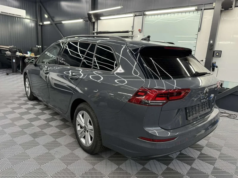 VW Golf 1.5/130кс, бензин, 22г., Digital Wide Screen , снимка 3 - Автомобили и джипове - 52505446