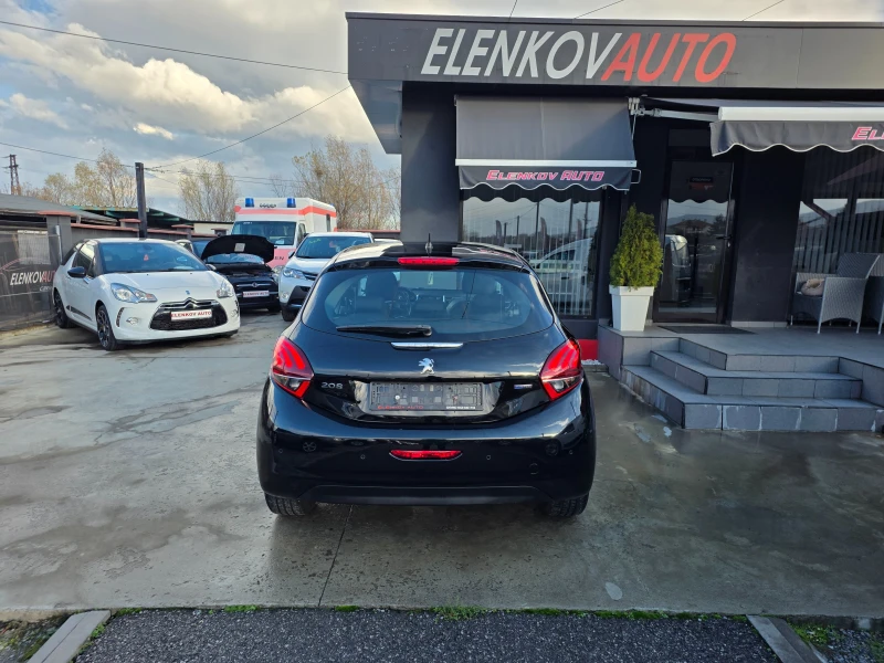 Peugeot 208 81774км 1.2I-110к.с EURO 6B-НАВИГАЦИЯ-ШВЕЙЦАРИЯ, снимка 5 - Автомобили и джипове - 52516031
