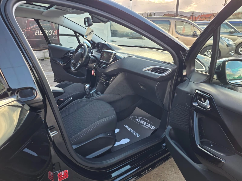 Peugeot 208 81774км 1.2I-110к.с EURO 6B-НАВИГАЦИЯ-ШВЕЙЦАРИЯ, снимка 13 - Автомобили и джипове - 52516031