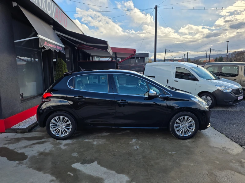 Peugeot 208 81774км 1.2I-110к.с EURO 6B-НАВИГАЦИЯ-ШВЕЙЦАРИЯ, снимка 8 - Автомобили и джипове - 52516031