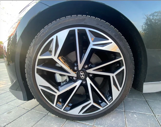 Hyundai Ioniq 6, снимка 4 - Автомобили и джипове - 53711752