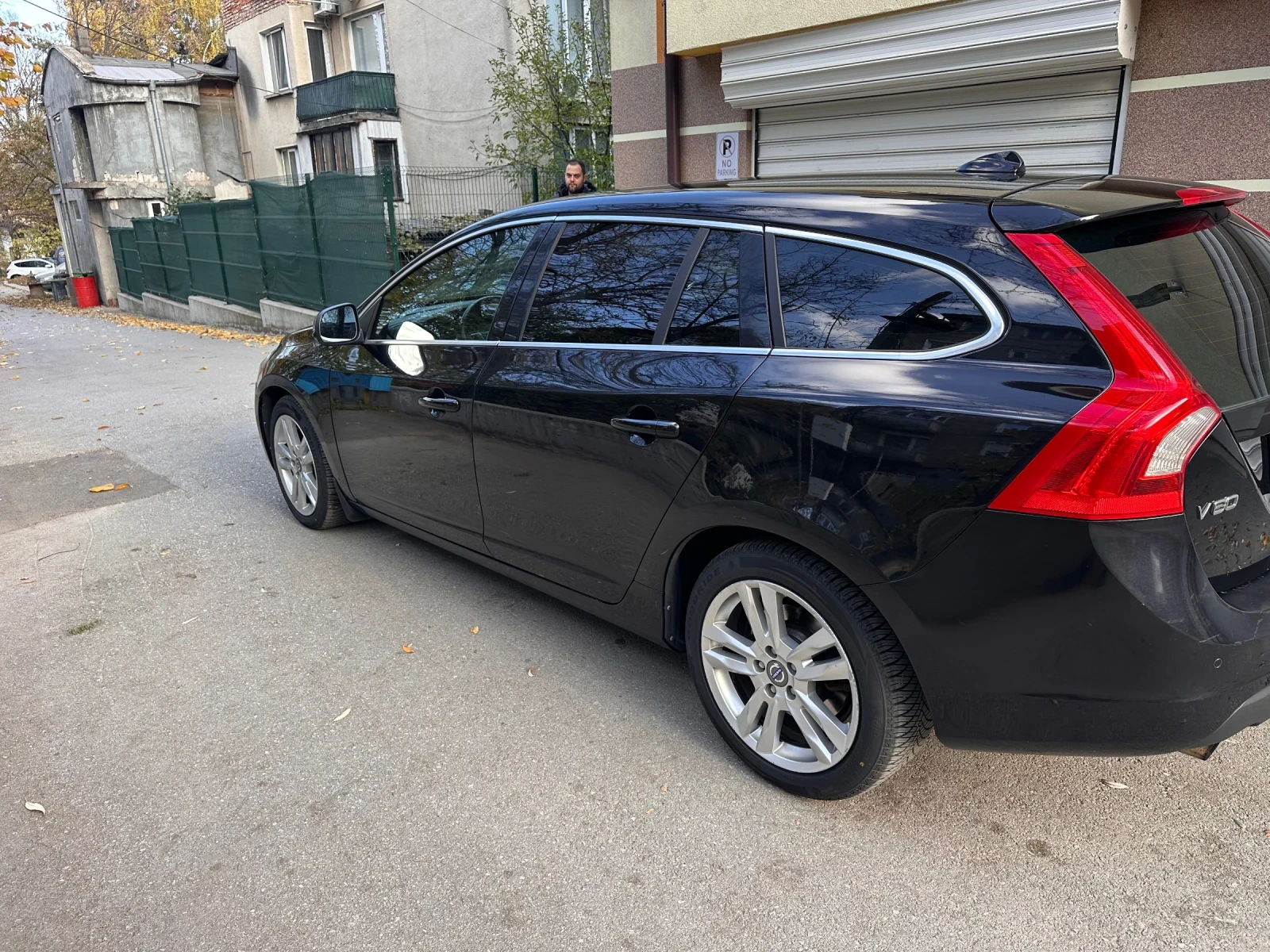 Volvo V60 2.0 D3 - изображение 5