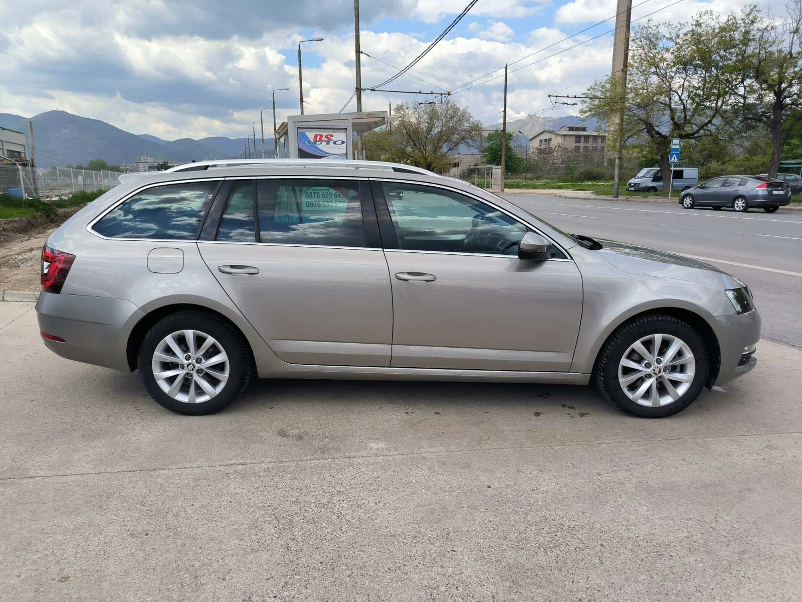 Skoda Octavia 1.4i-G-tec-Navi-107.000km-6sk-Euro-6B - изображение 5