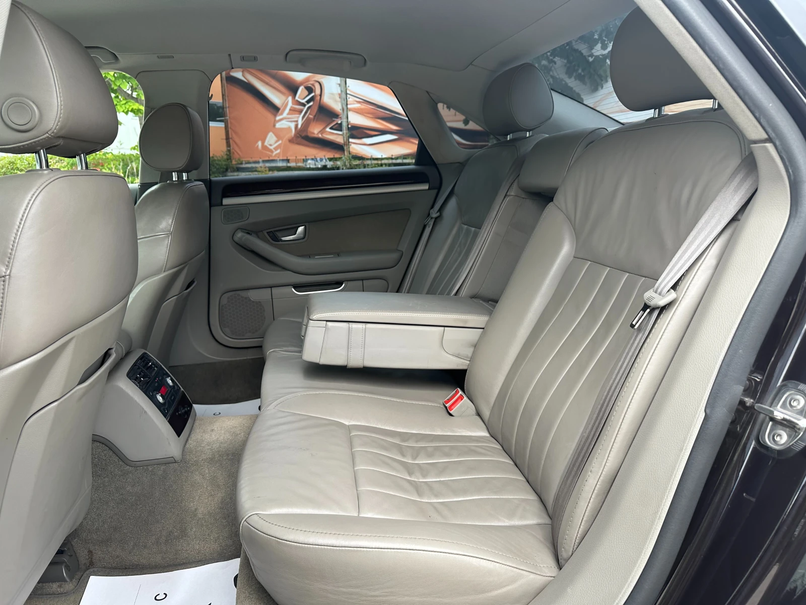 Audi A8 3.0d 233 к.с. - изображение 9