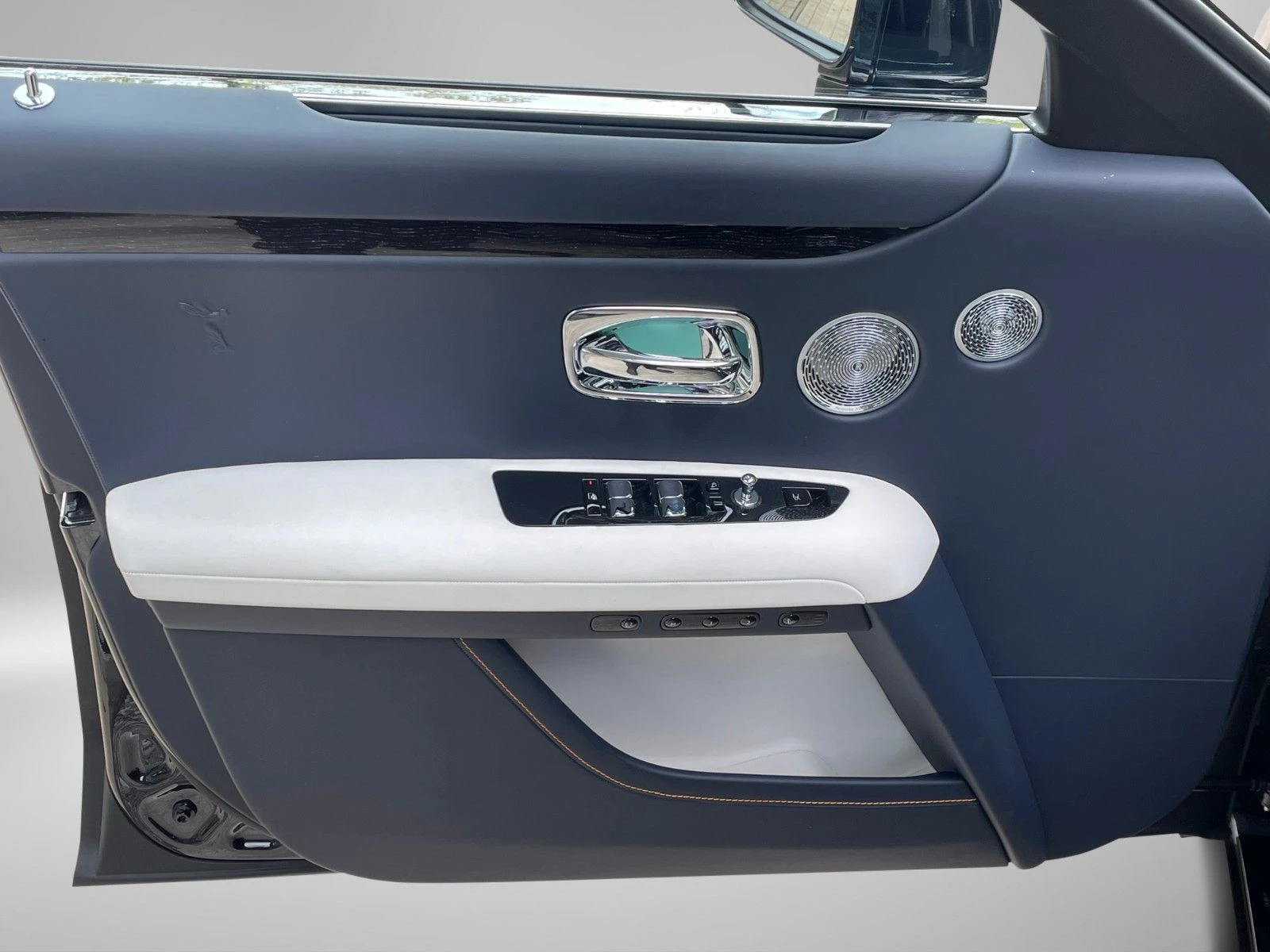 Rolls-Royce Ghost SERIES II/ FACELIFT/ BESPOKE/ STARLIGHT/ TV/  - изображение 8