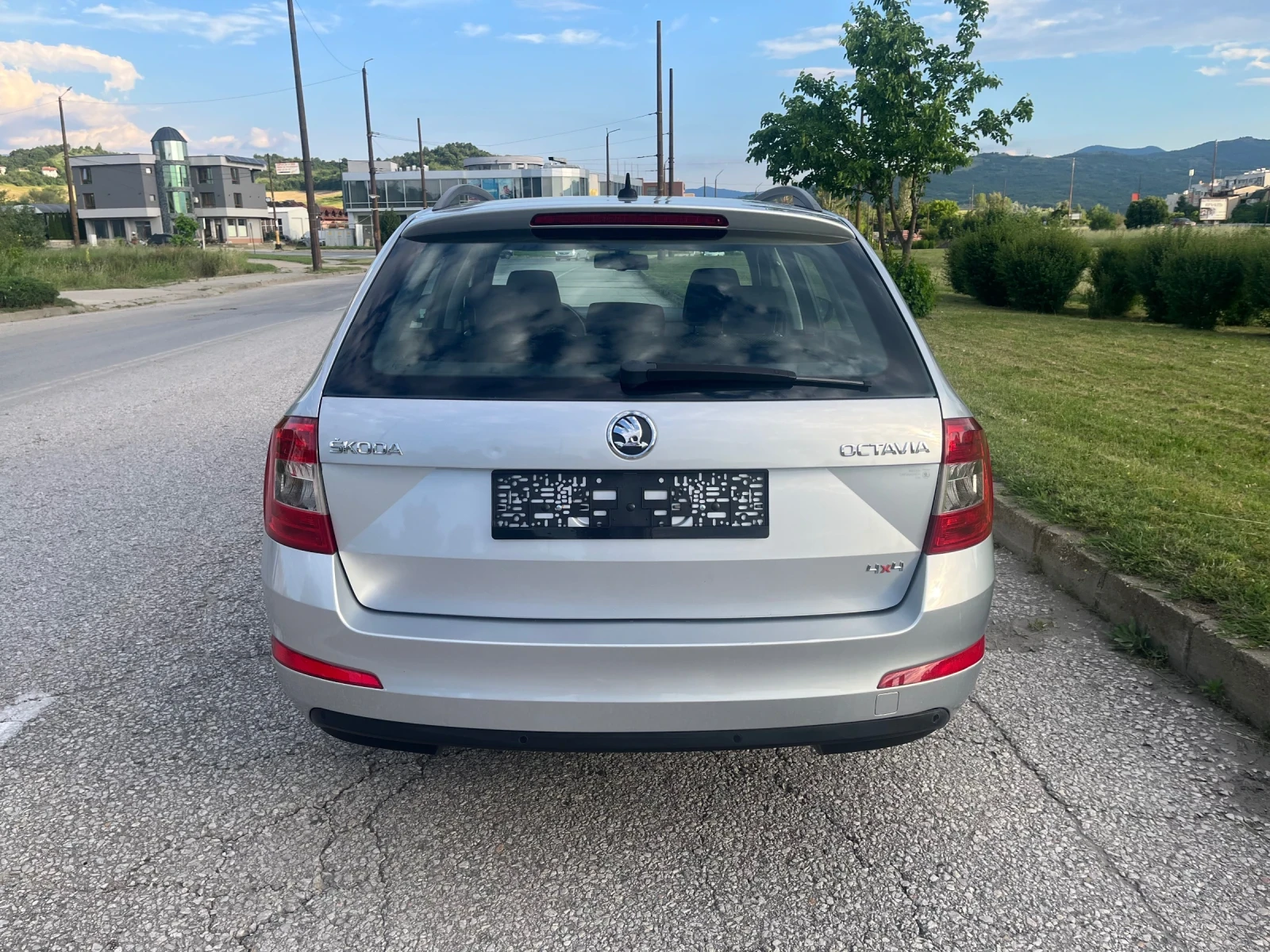 Skoda Octavia 1.8 DSG 4x4 Full - изображение 4