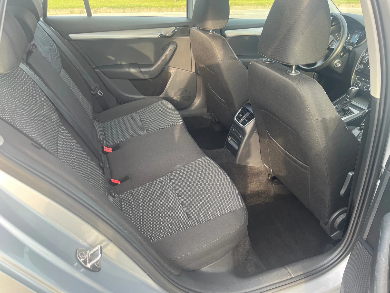 Skoda Octavia 1.8 DSG 4x4 Full - изображение 10