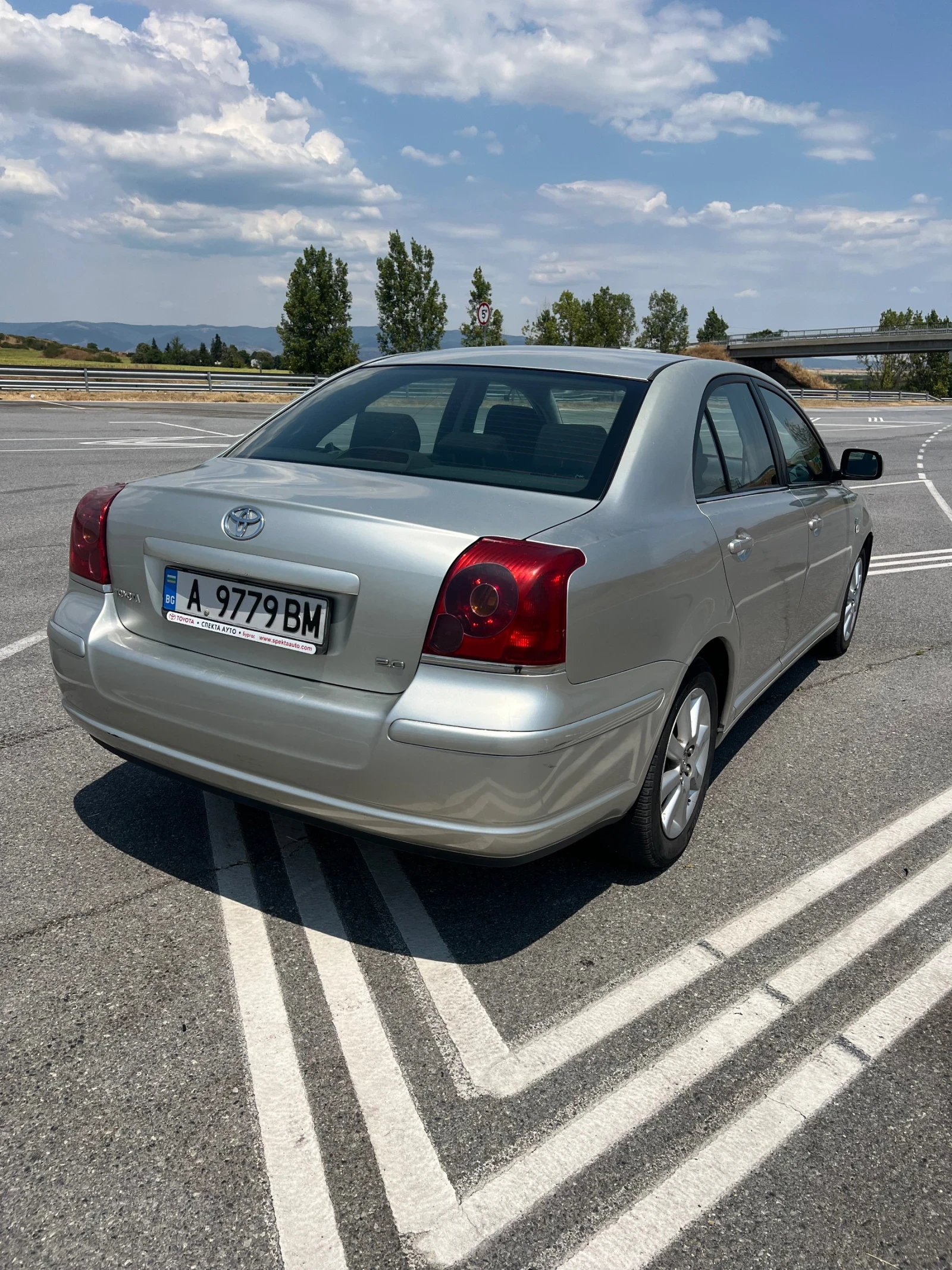 Toyota Avensis 2.0 d4d 116к.с. - изображение 7