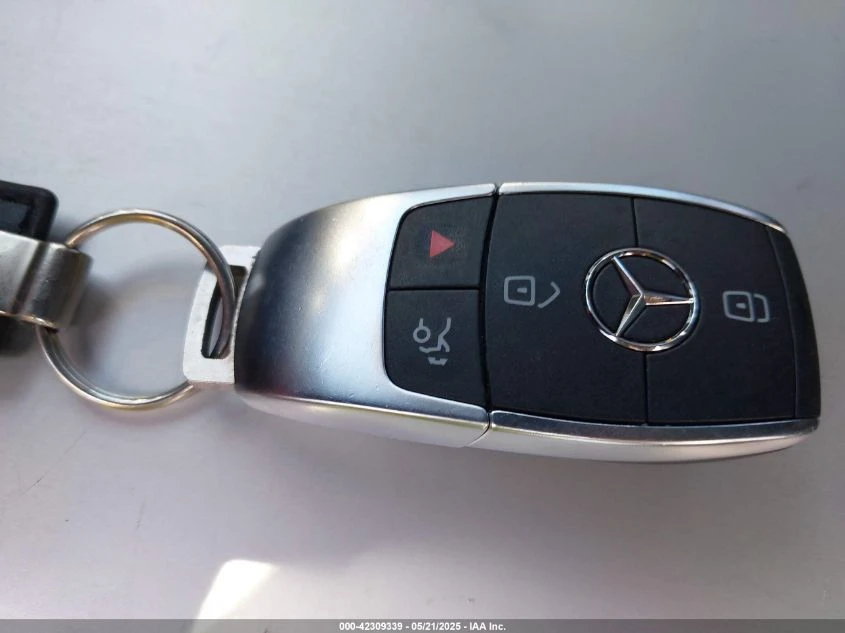 Mercedes-Benz GLS 450 4MATIC - изображение 10