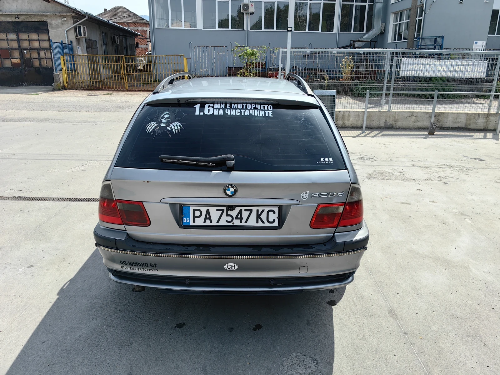 BMW 320 320D - изображение 6