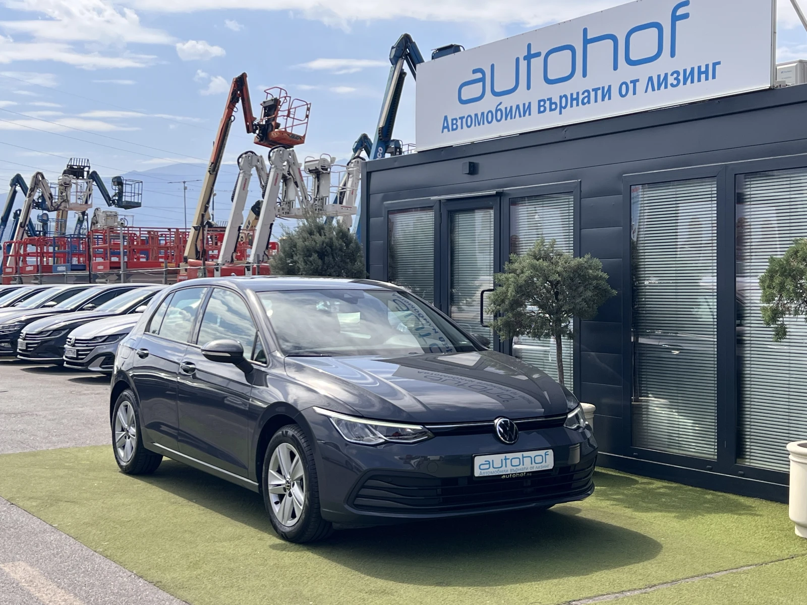 VW Golf Life/1.5e-TSI/150k.c./6MT/Гаранция - изображение 6
