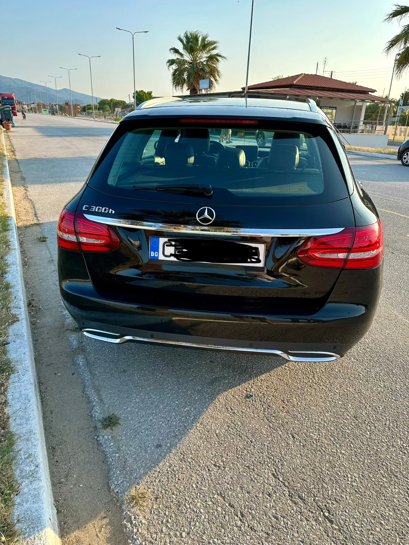Mercedes-Benz C 300  - изображение 5