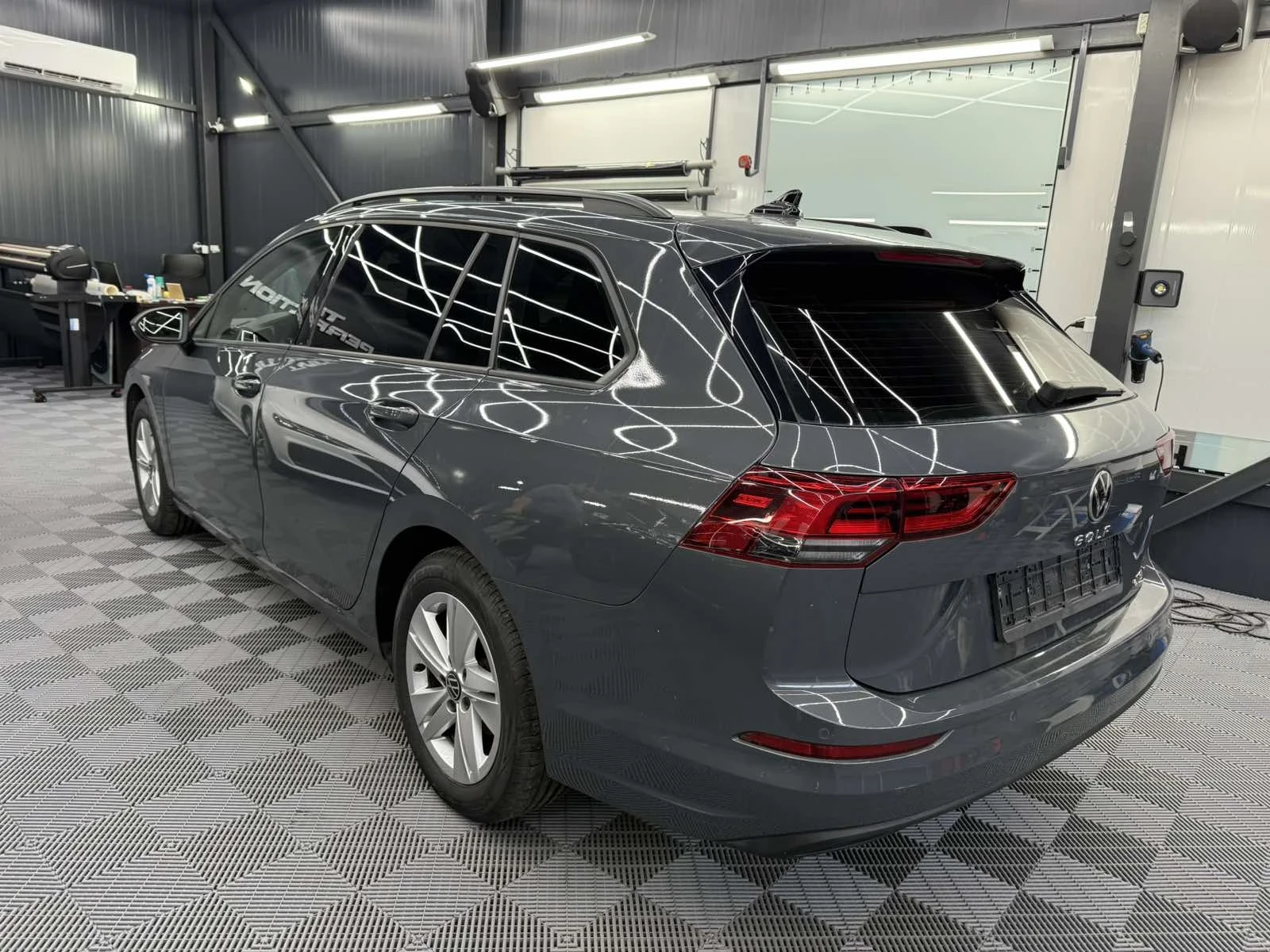 VW Golf 1.5/130кс, бензин, 22г., Digital Wide Screen  - изображение 3