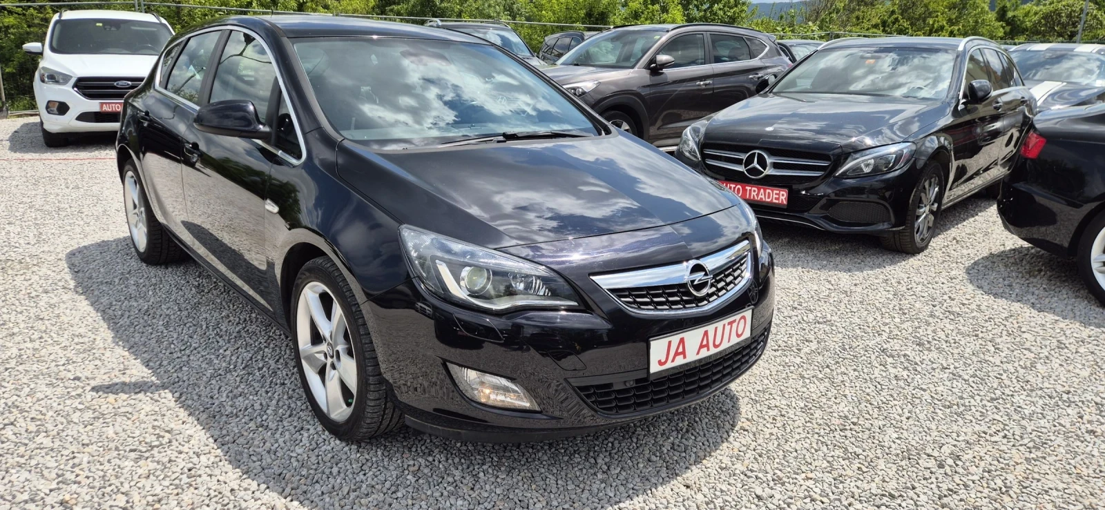 Opel Astra 1.6Т-180кс.АВТОМА, снимка 3 - Автомобили и джипове - 52849283