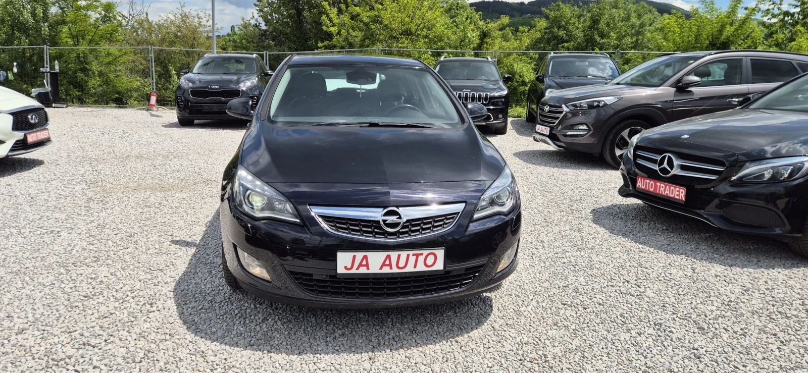 Opel Astra 1.6Т-180кс.АВТОМА, снимка 2 - Автомобили и джипове - 52849283