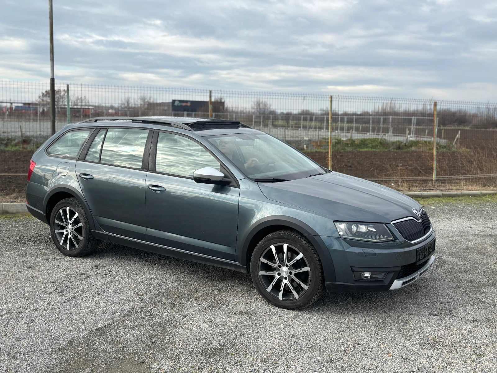 Skoda Octavia Scout 4x4 185 ���� | Mobile.bg � ����������� 6