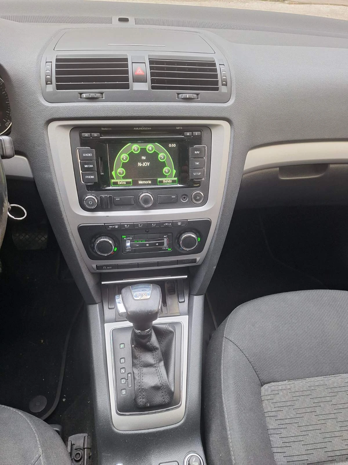 Skoda Octavia 1.6 TDI DSG AUTOMAT  | Mobile.bg � ����������� 8