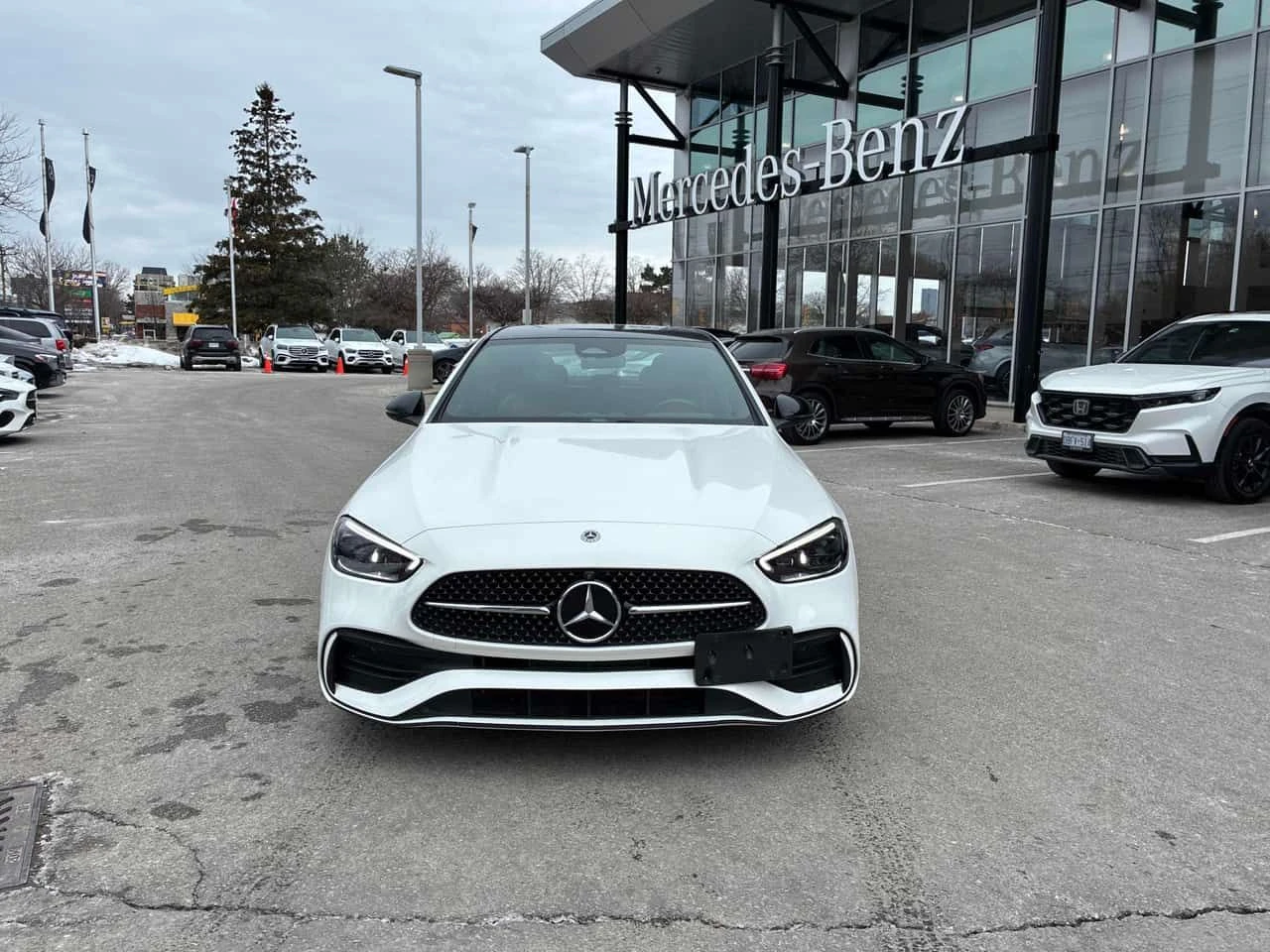 Mercedes-Benz C 300 * CARFAX * ДИСТРОНИК* 360 КАМЕРИ*  - изображение 6