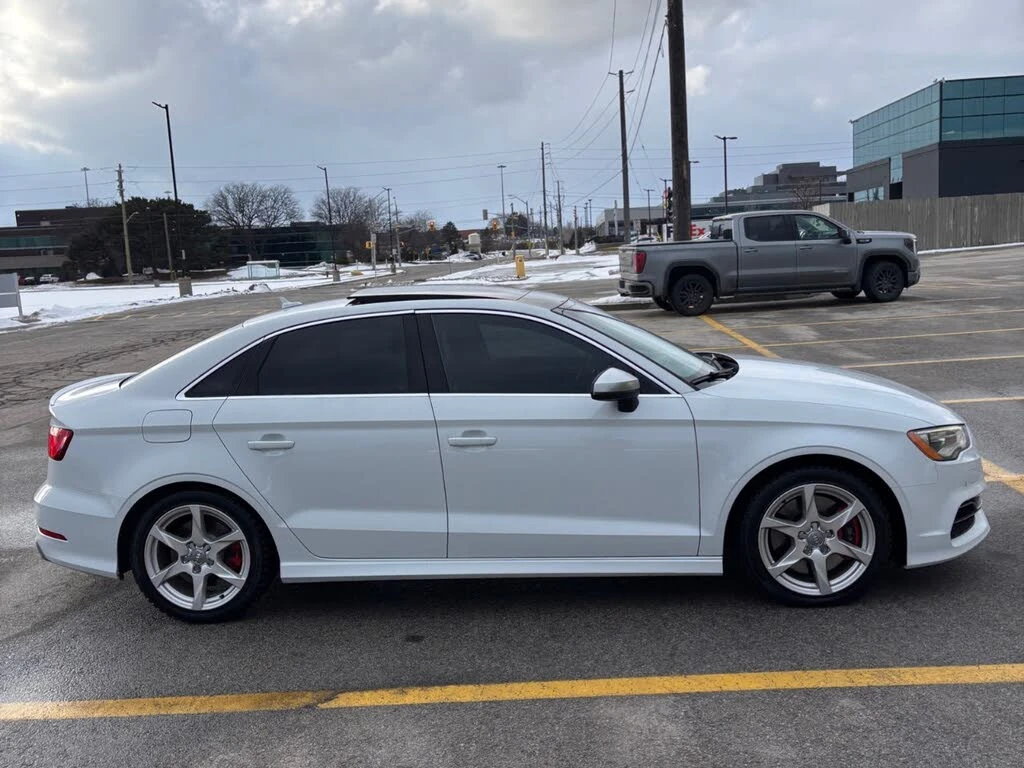 Audi S3 * S-Line * B&O * AвтоКредит* (ЦЕНА ДО БГ) - изображение 8