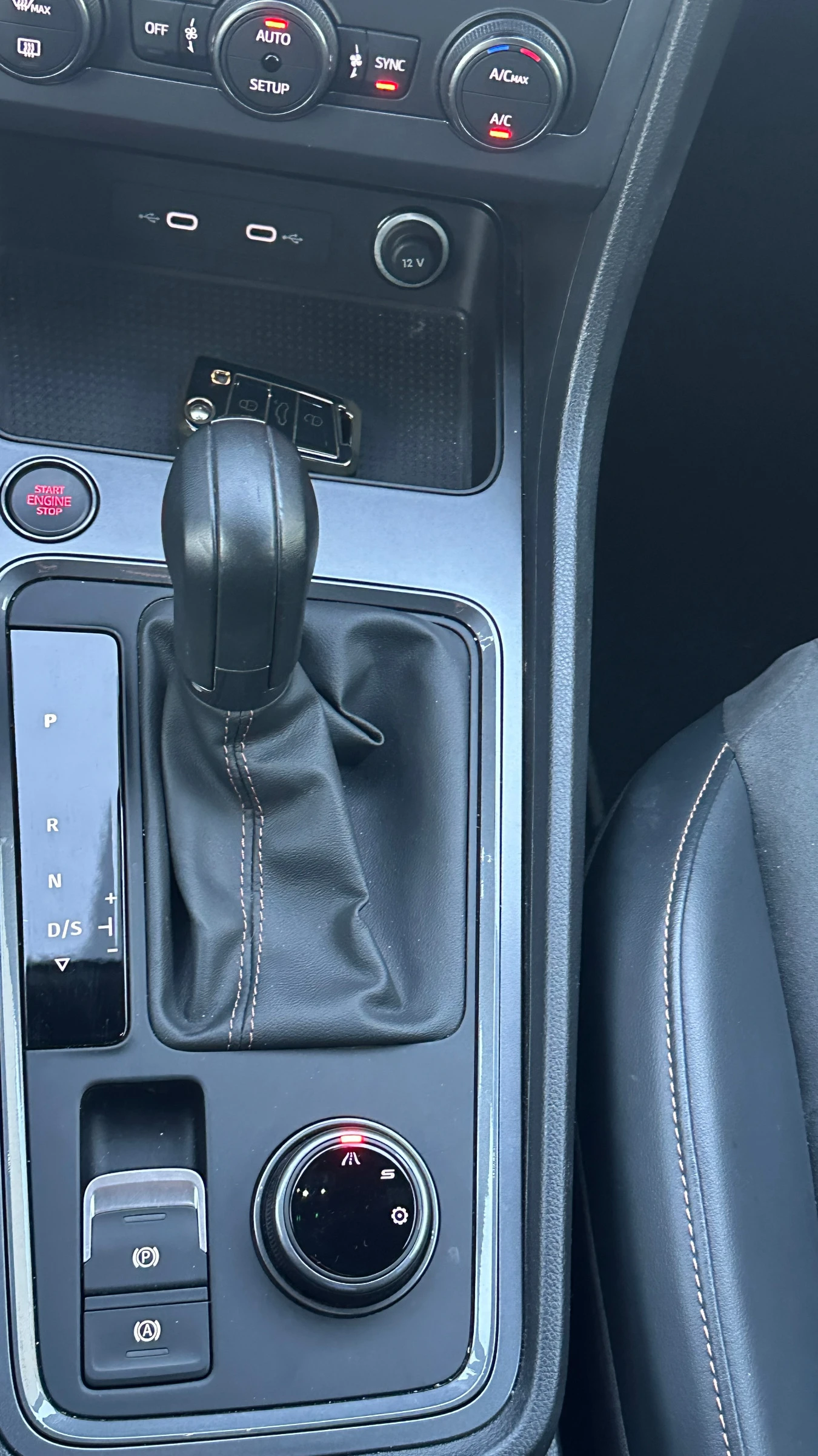 Cupra Ateca, снимка 17 - Автомобили и джипове - 53801643