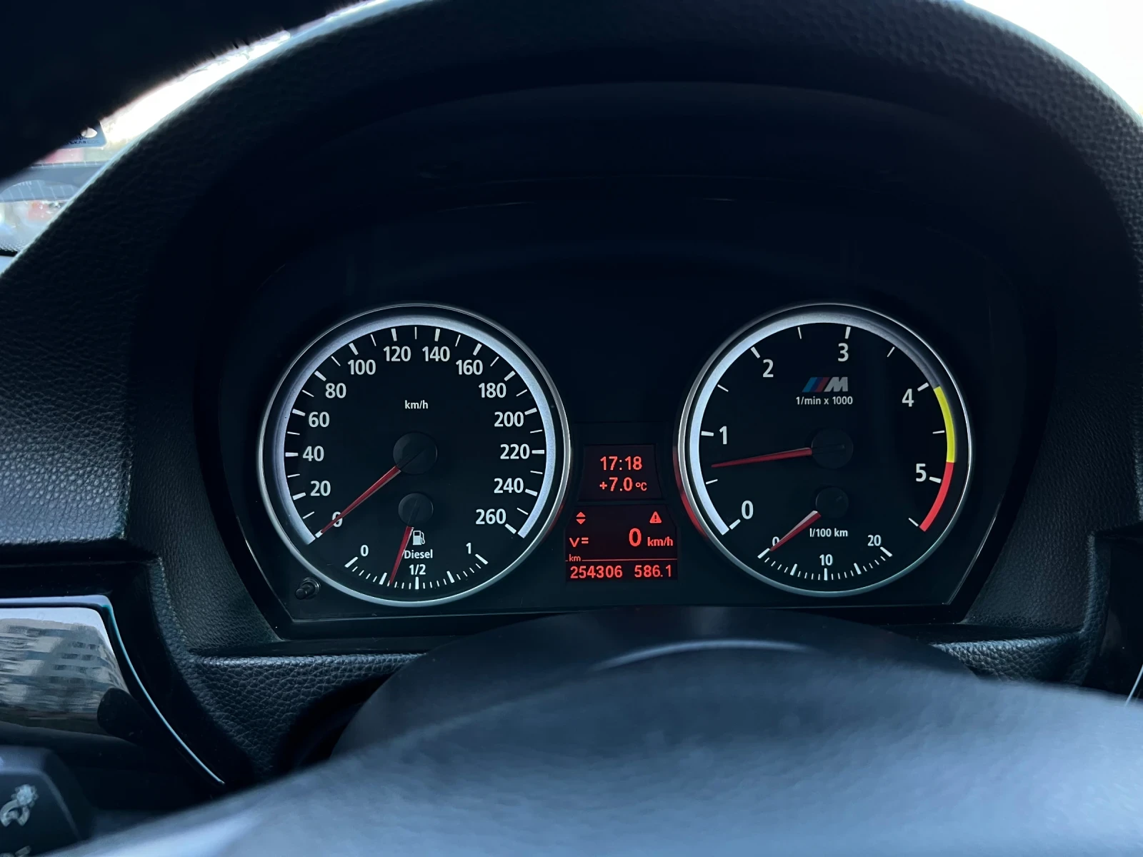 BMW 330, снимка 6 - Автомобили и джипове - 53902991