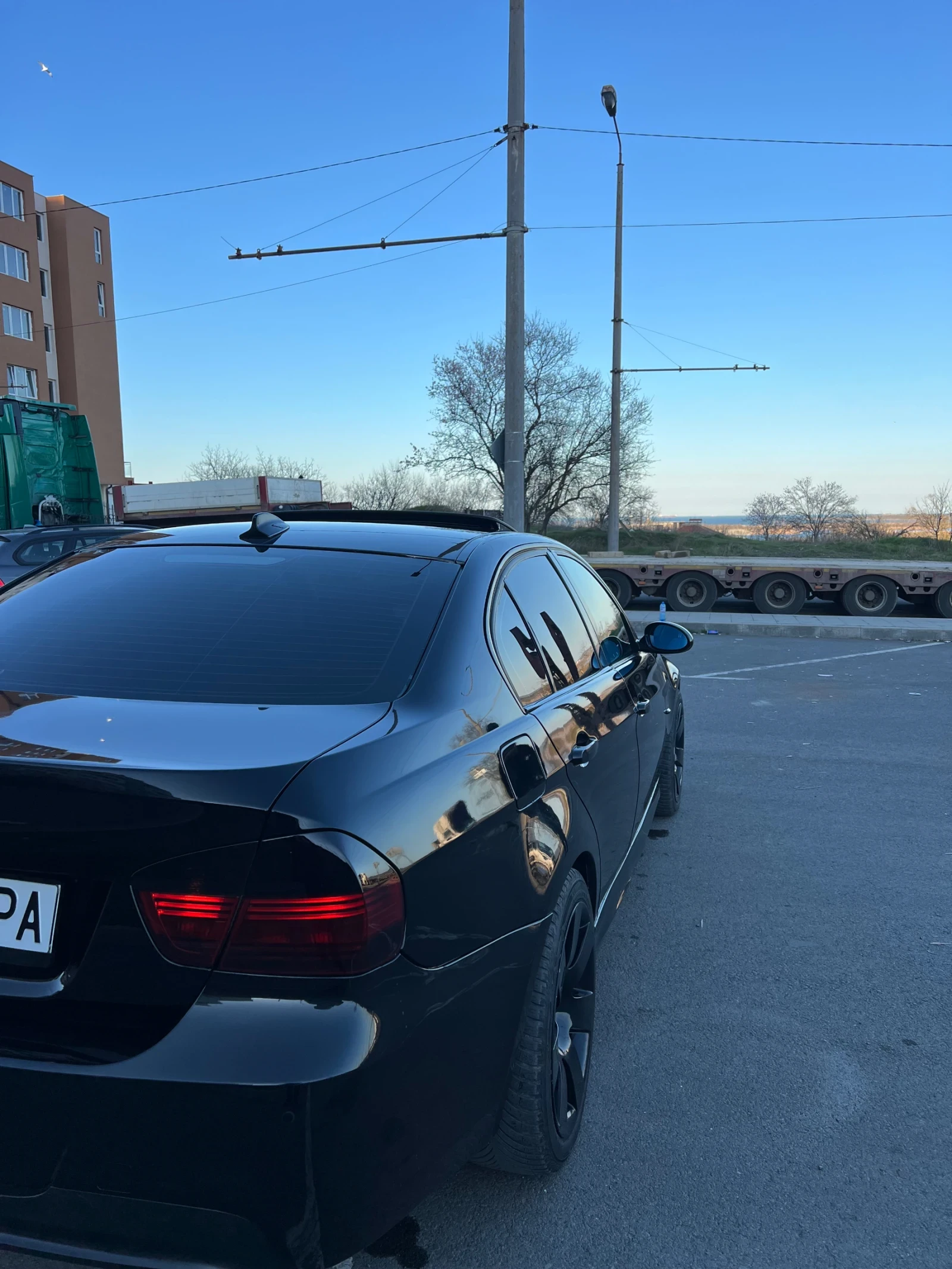 BMW 330, снимка 5 - Автомобили и джипове - 53902991