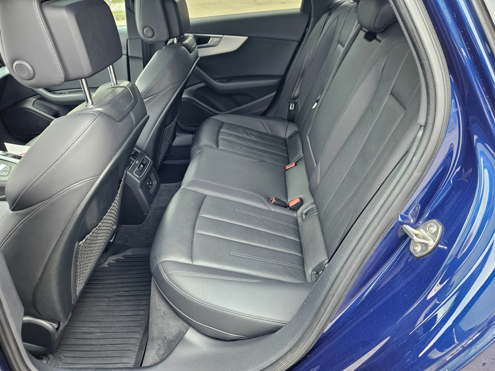 Audi A4 S-line, снимка 10 - Автомобили и джипове - 54043052