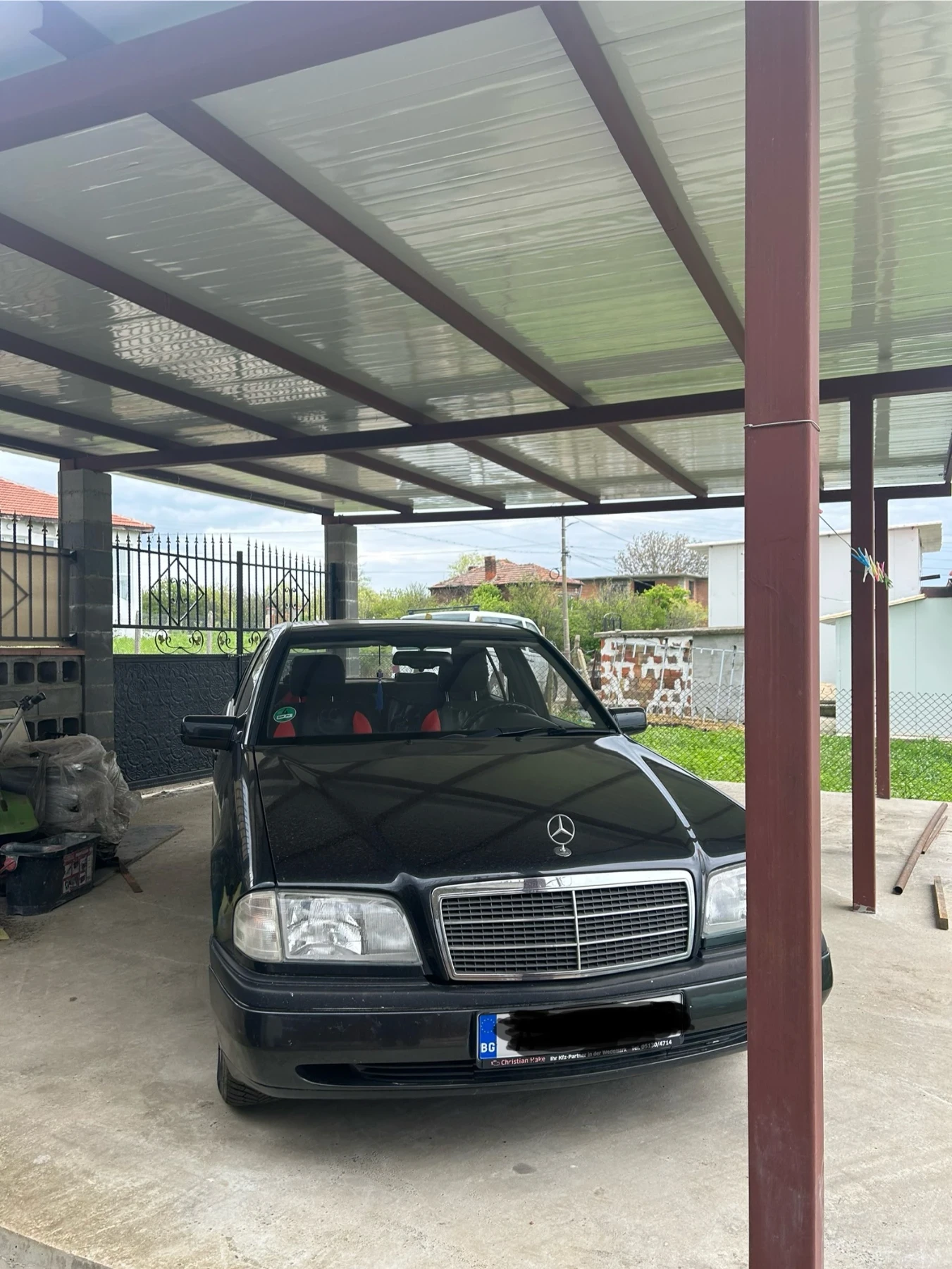Mercedes-Benz C 180, снимка 3 - Автомобили и джипове - 54419615