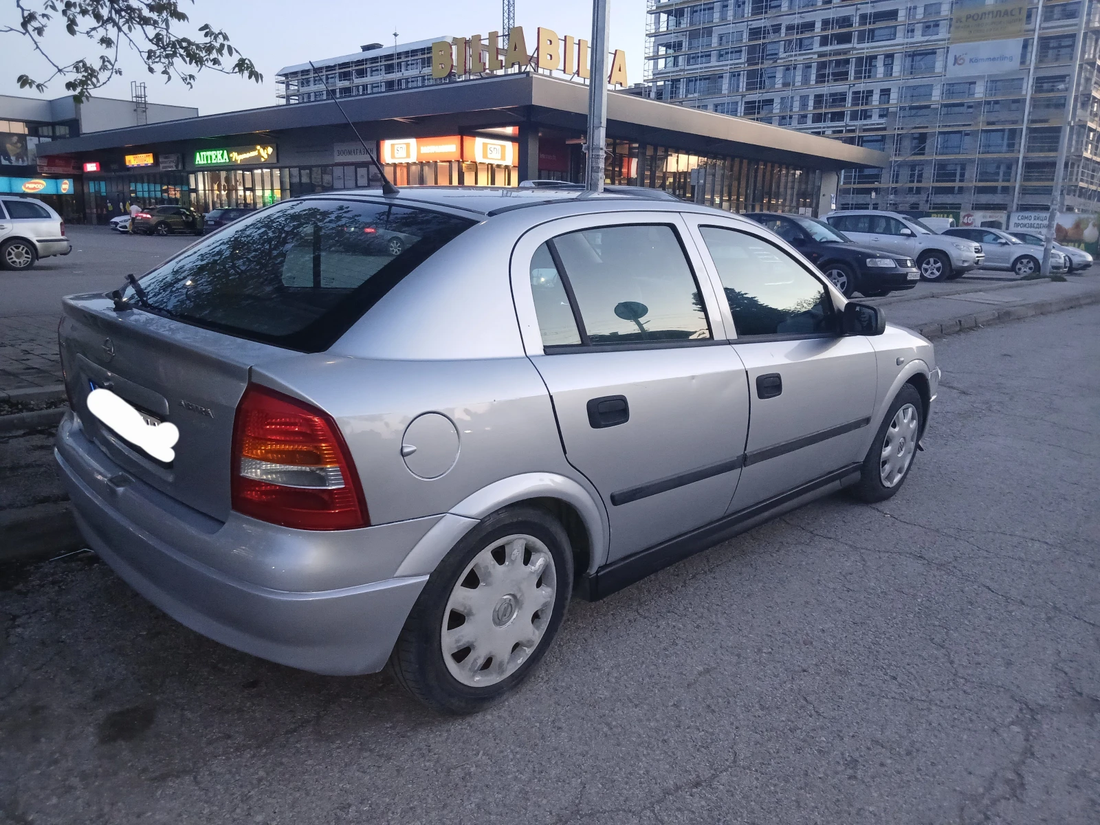 Opel Astra 1.6газ  гаражен клима , снимка 4 - Автомобили и джипове - 54431015