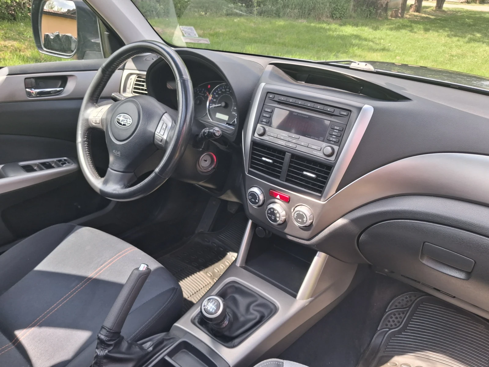 Subaru Forester, снимка 10 - Автомобили и джипове - 54630465