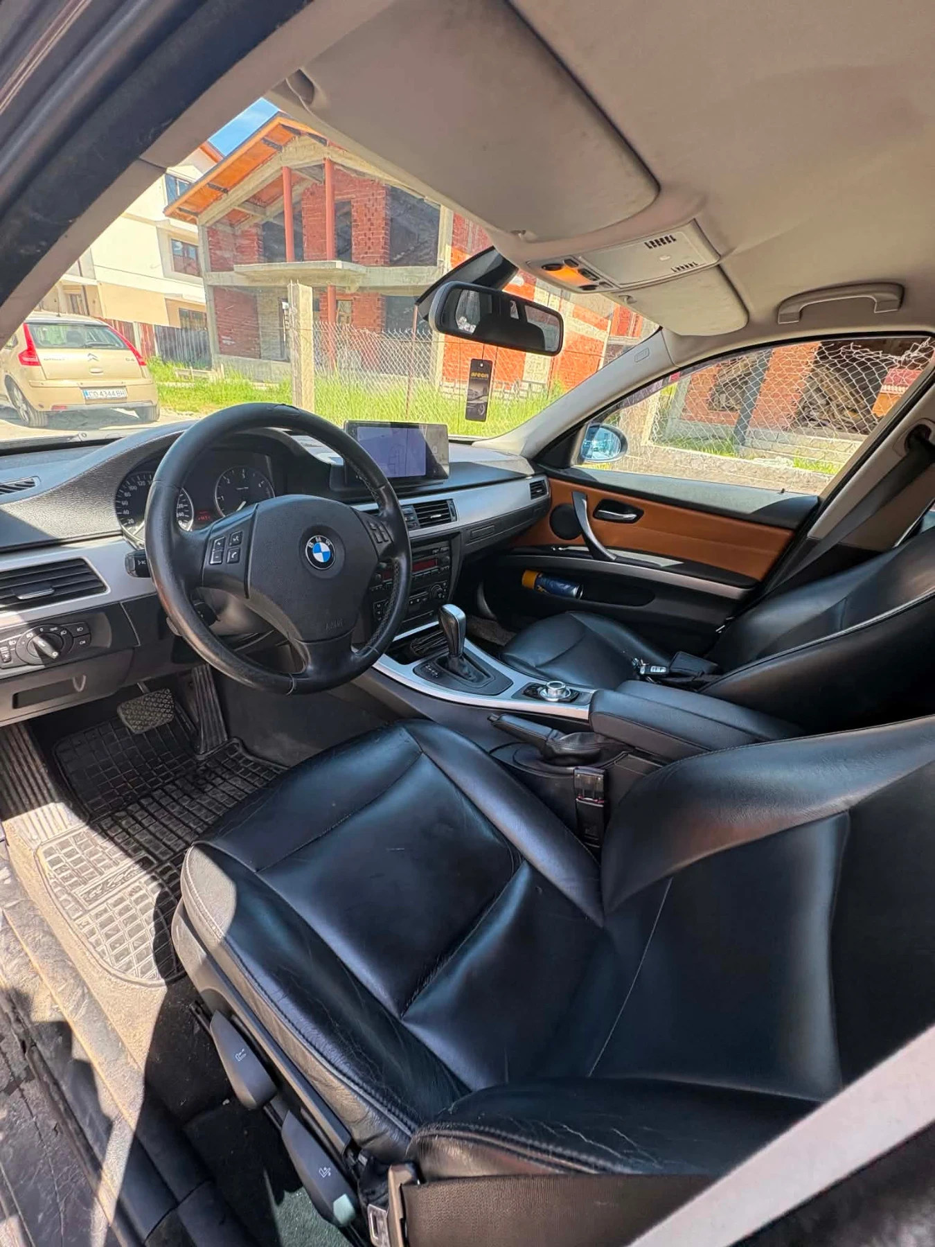 BMW 320, снимка 10 - Автомобили и джипове - 54721075