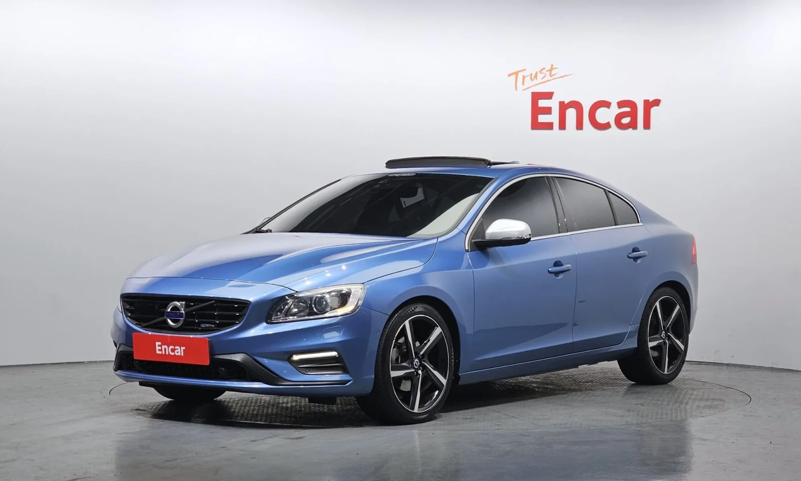 Volvo S60  T5 R-Design