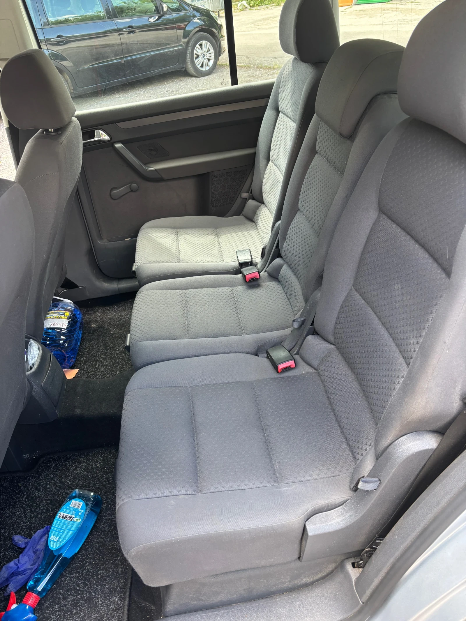 VW Touran Газ/Метан , снимка 9 - Автомобили и джипове - 54915444