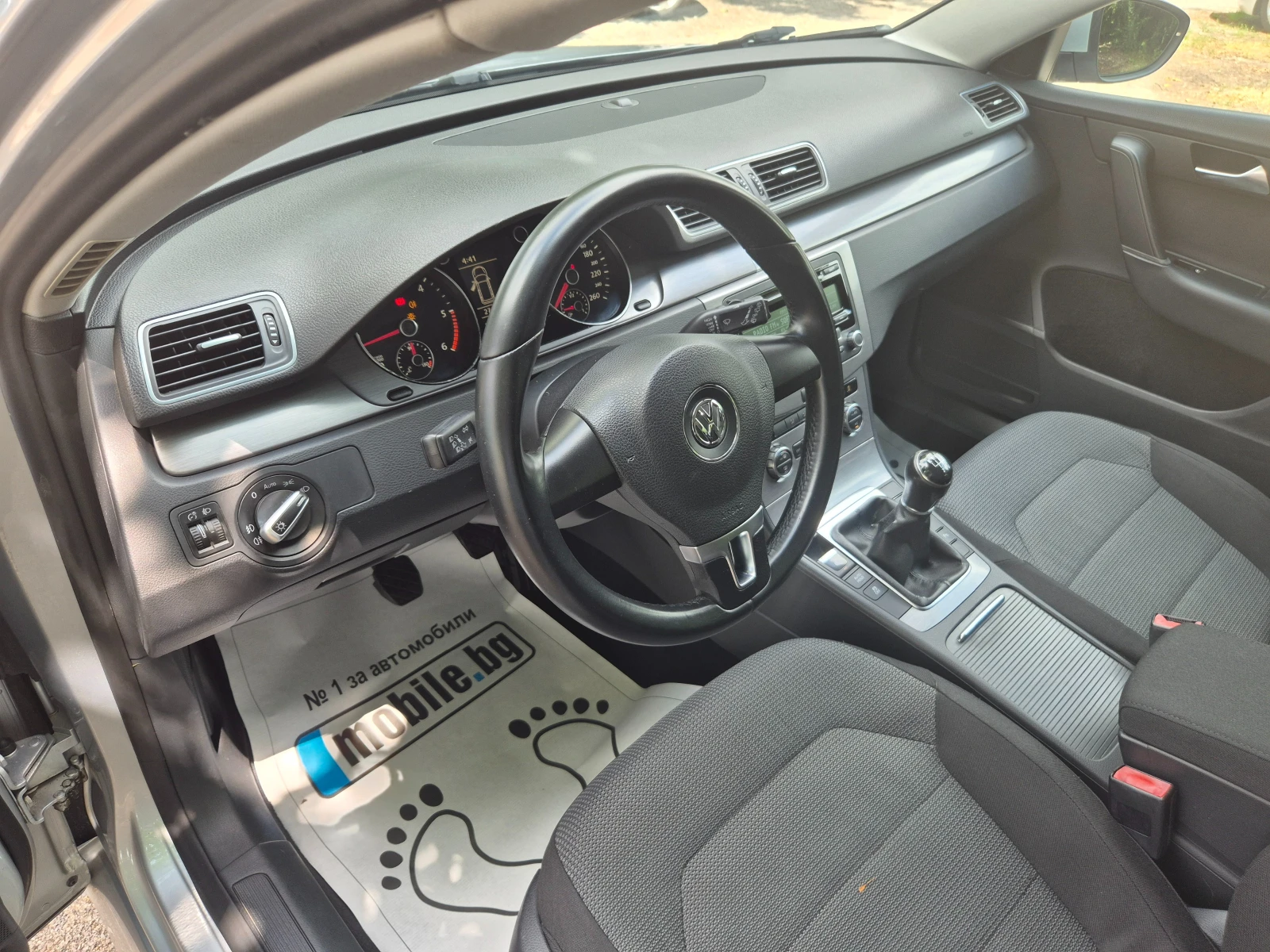 VW Passat 2.0TDI БЕЗ РЪЖДИ И ЗАБЕЛЕЖКИ , снимка 10 - Автомобили и джипове - 55034735