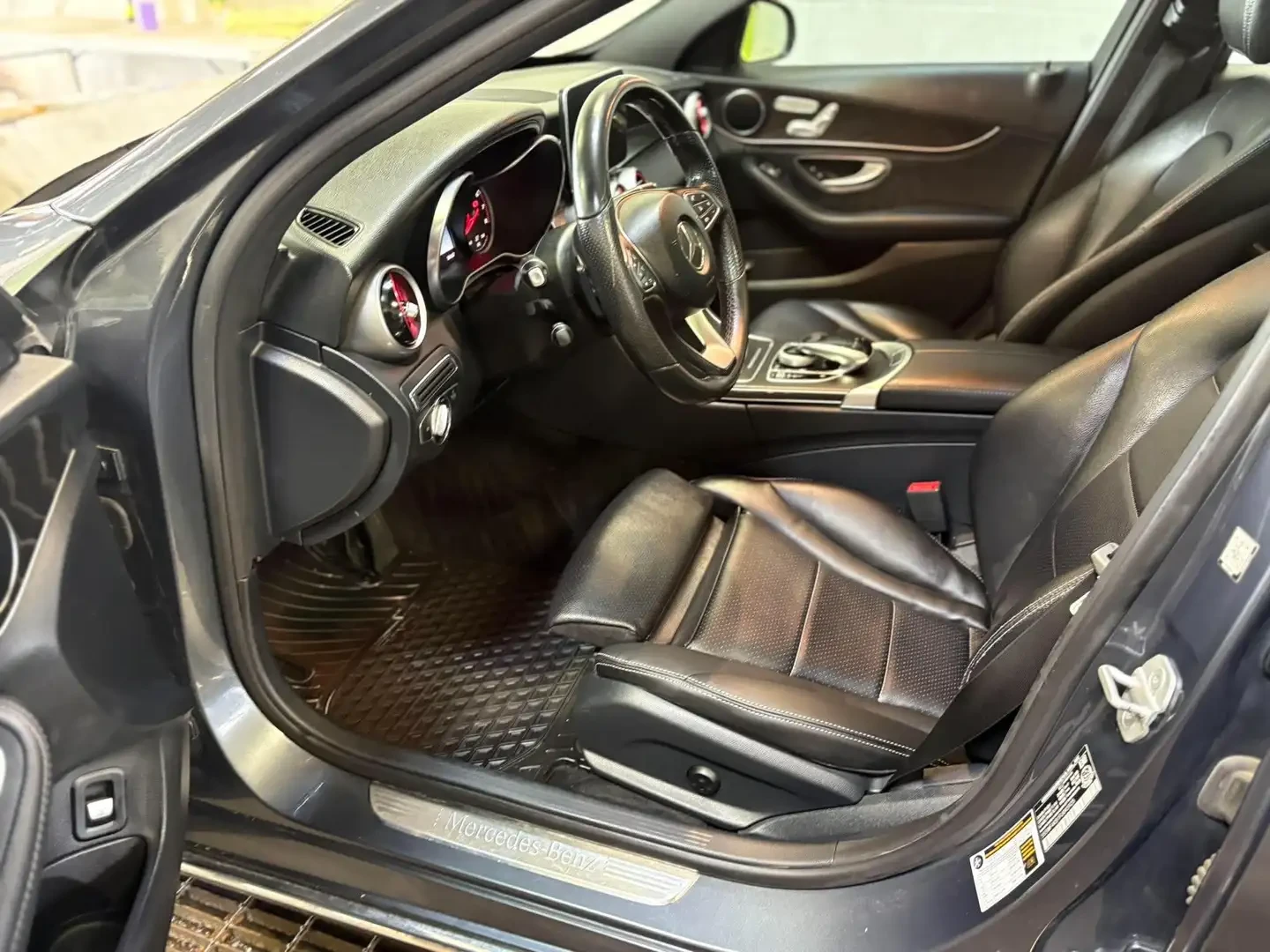 Mercedes-Benz C 300 AMG* 4Matic* Панорама, снимка 7 - Автомобили и джипове - 55223147