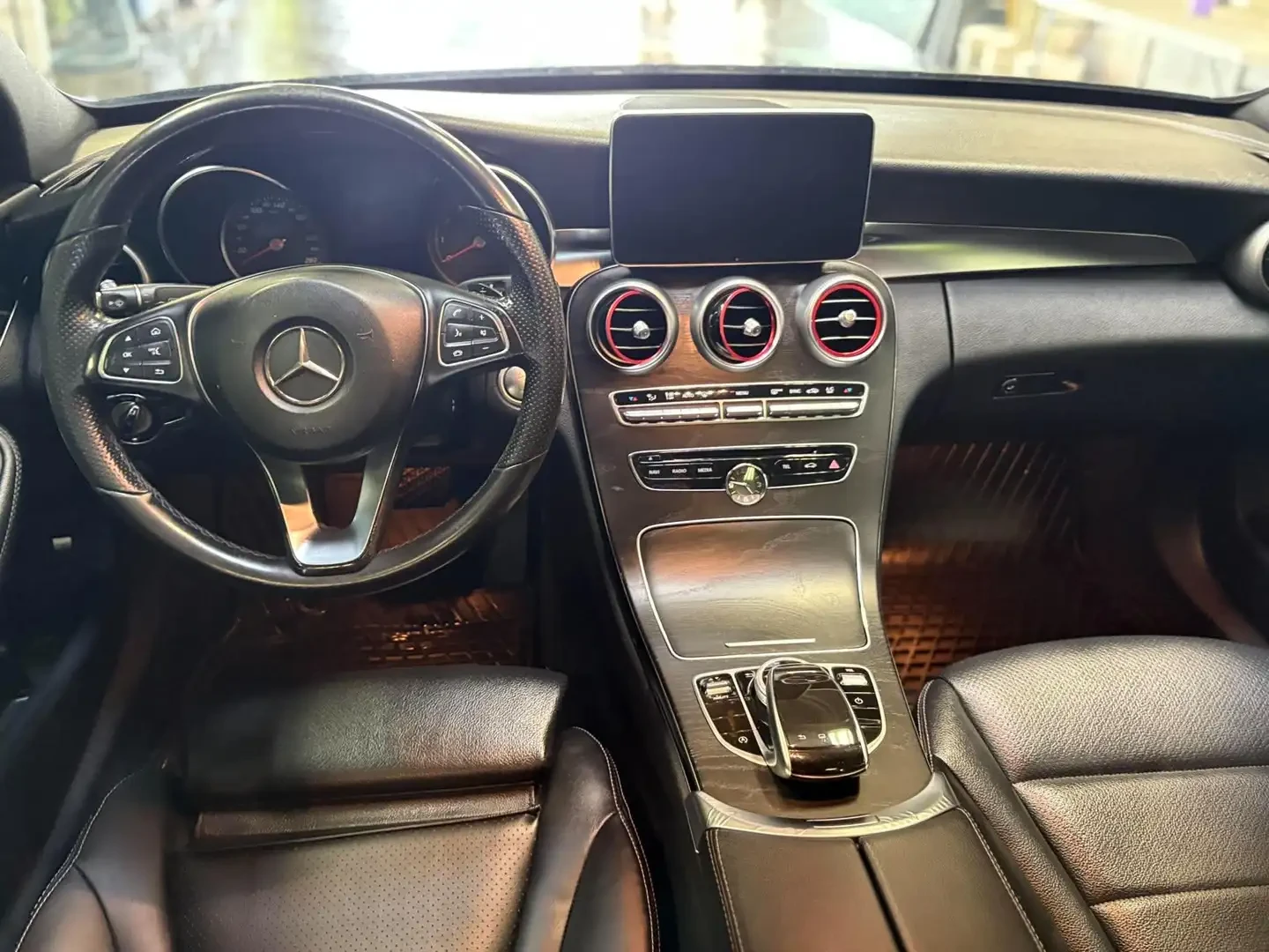 Mercedes-Benz C 300 AMG* 4Matic* Панорама, снимка 8 - Автомобили и джипове - 55223147