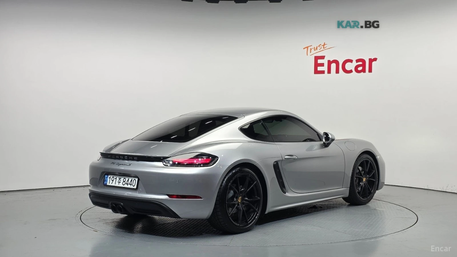Porsche Cayman 718 2.0* КОЖА* ОБДУХВ* КАМЕРА, снимка 2 - Автомобили и джипове - 55321541
